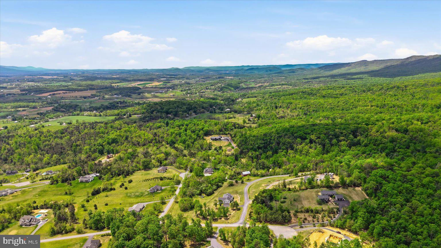 WOODSTOCK VIEWS - Residential