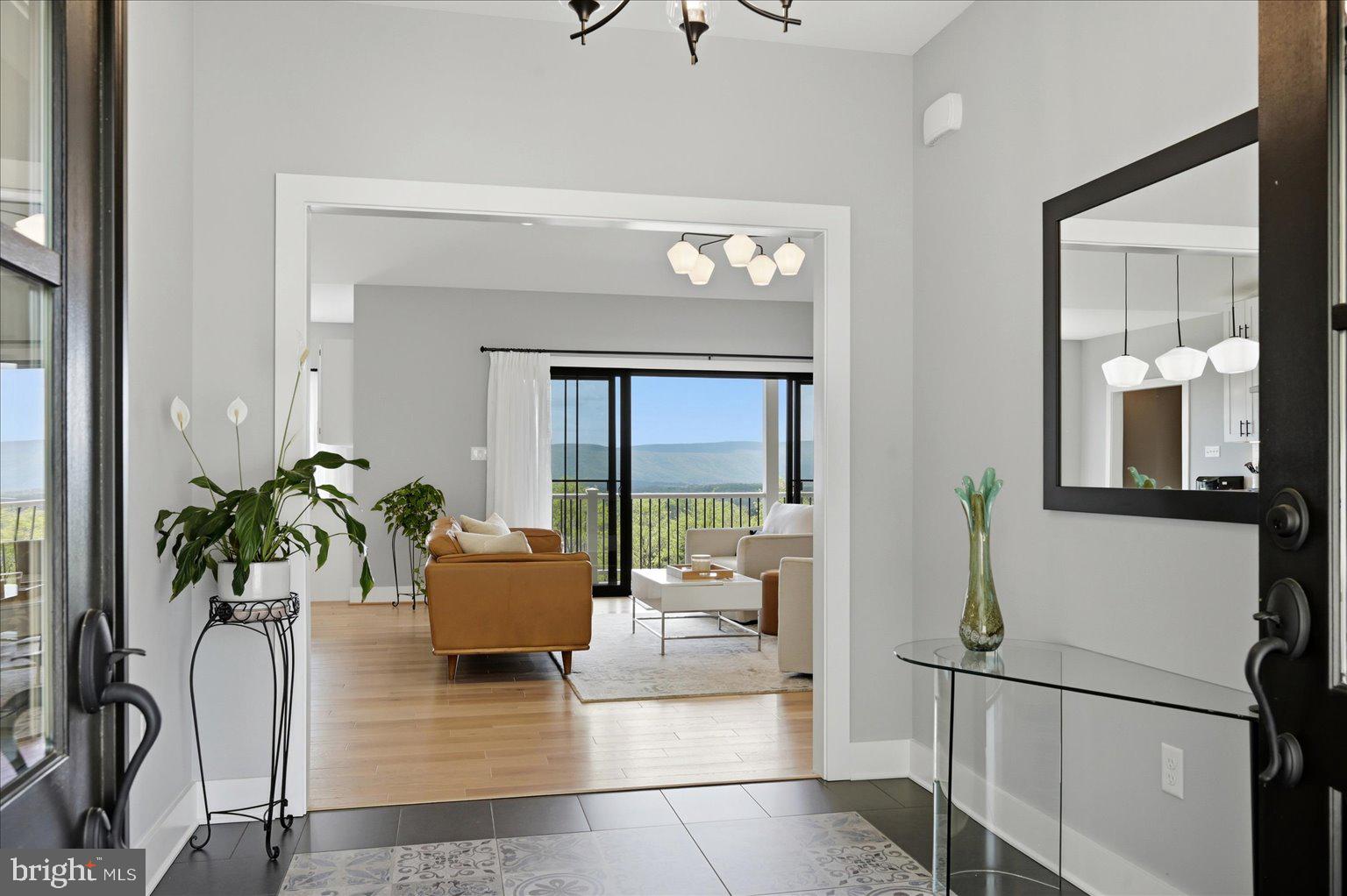 WOODSTOCK VIEWS - Residential