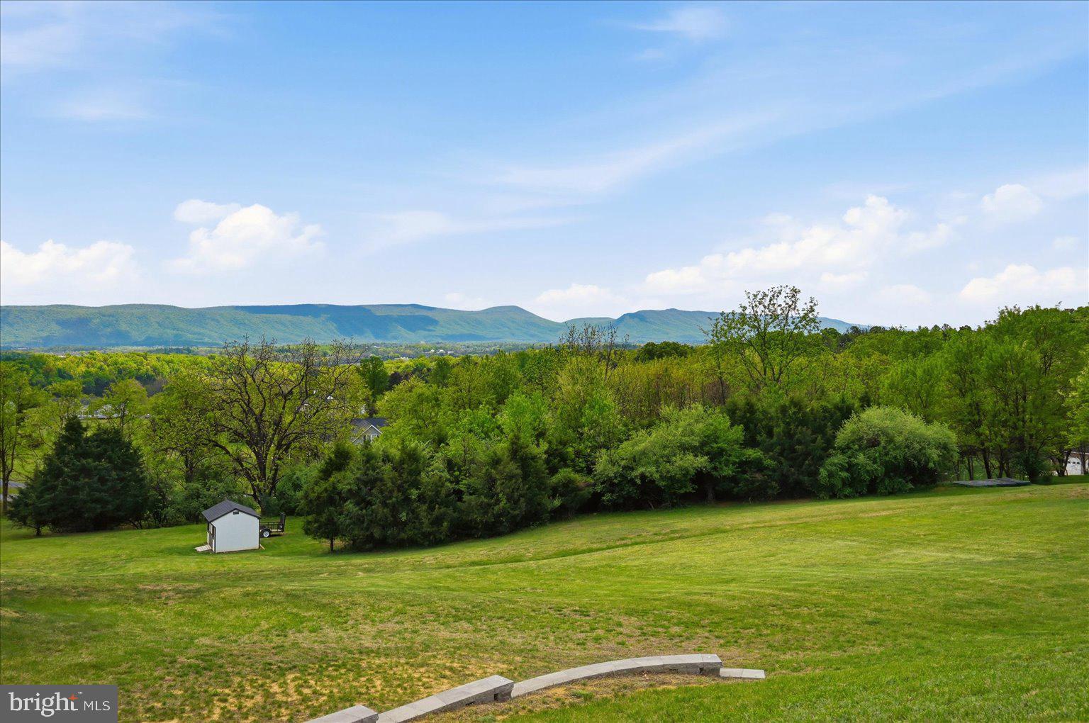 WOODSTOCK VIEWS - Residential