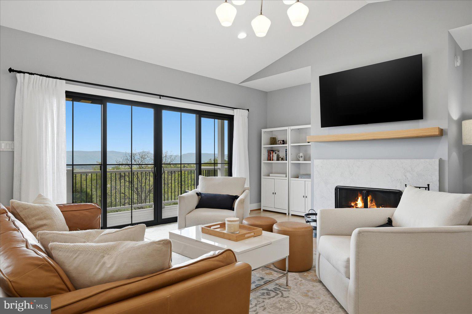 WOODSTOCK VIEWS - Residential