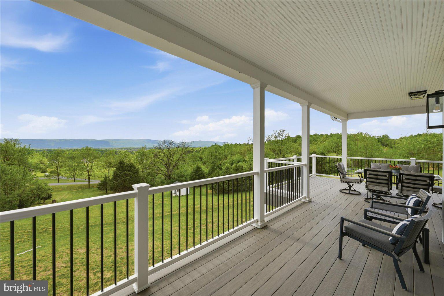 WOODSTOCK VIEWS - Residential