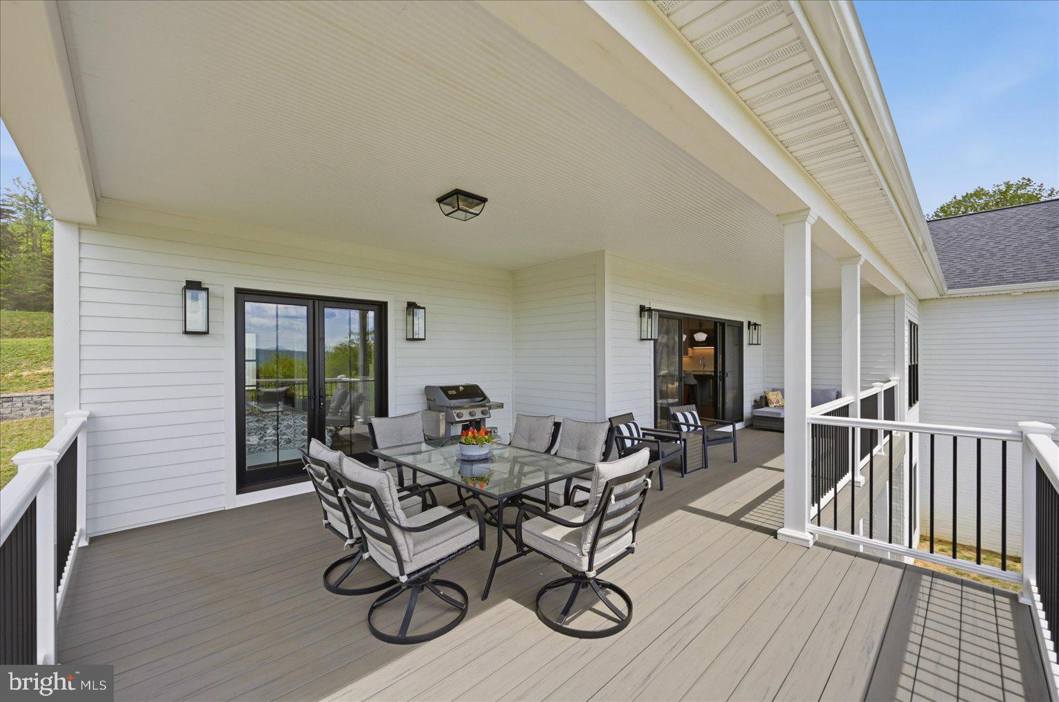 WOODSTOCK VIEWS - Residential