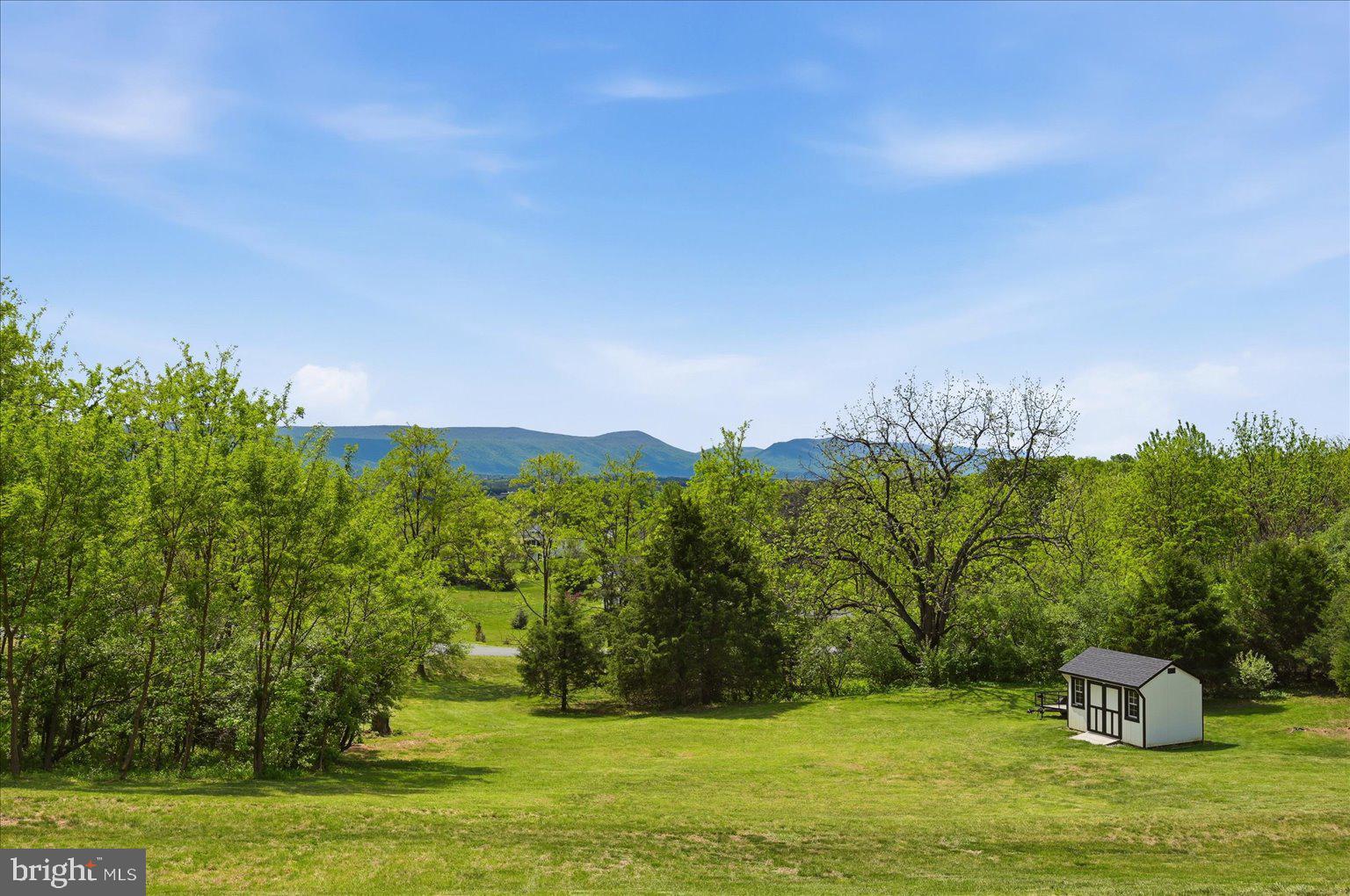 WOODSTOCK VIEWS - Residential
