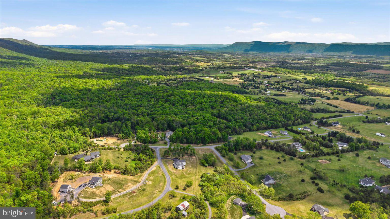 WOODSTOCK VIEWS - Residential