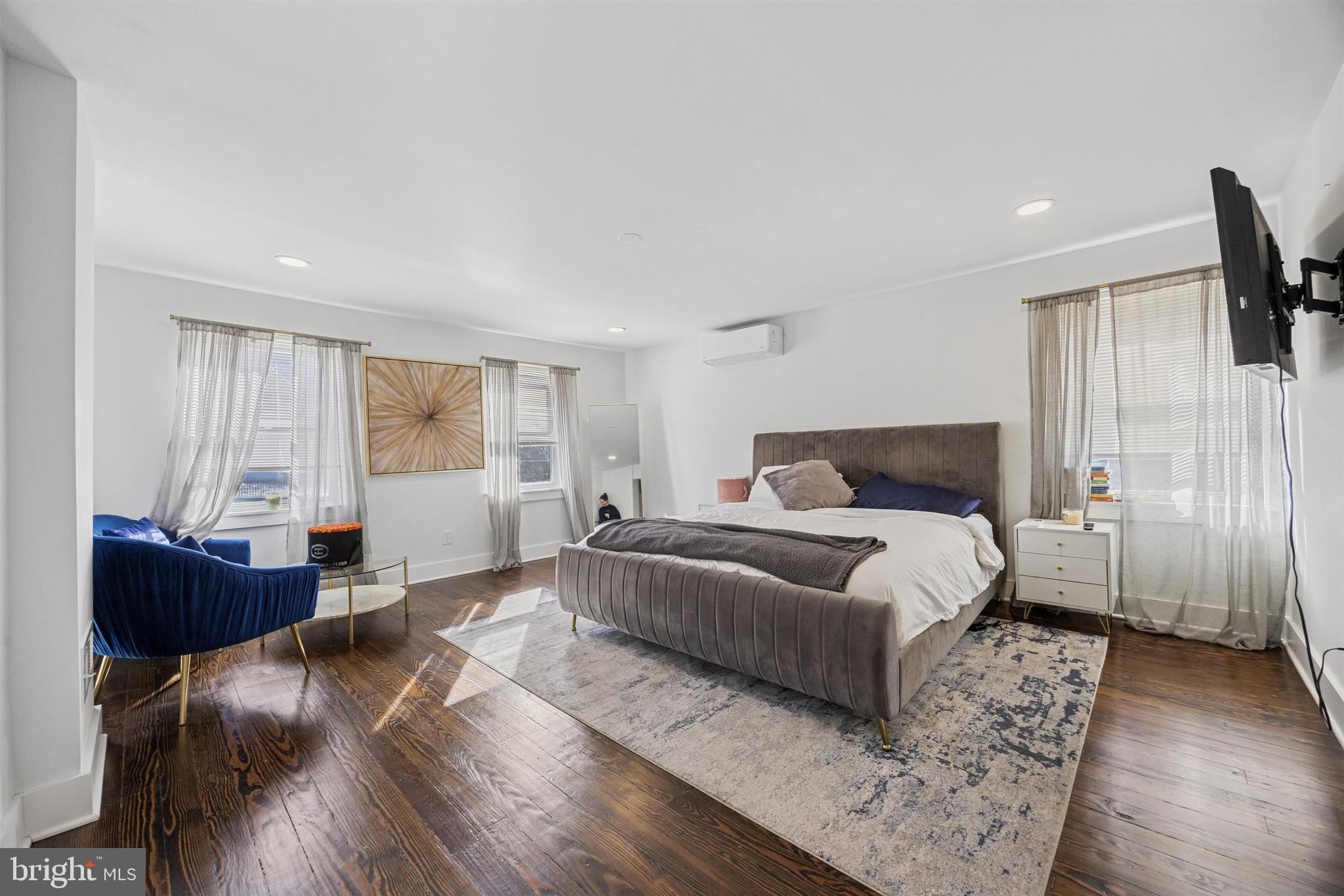 CONSHOHOCKEN - Residential