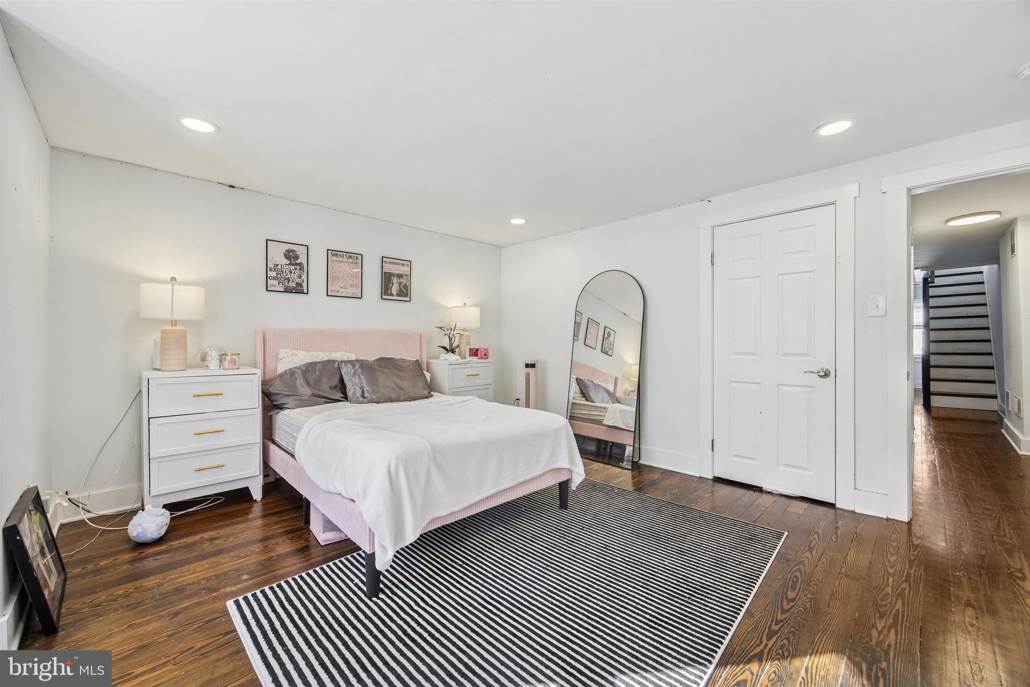 CONSHOHOCKEN - Residential