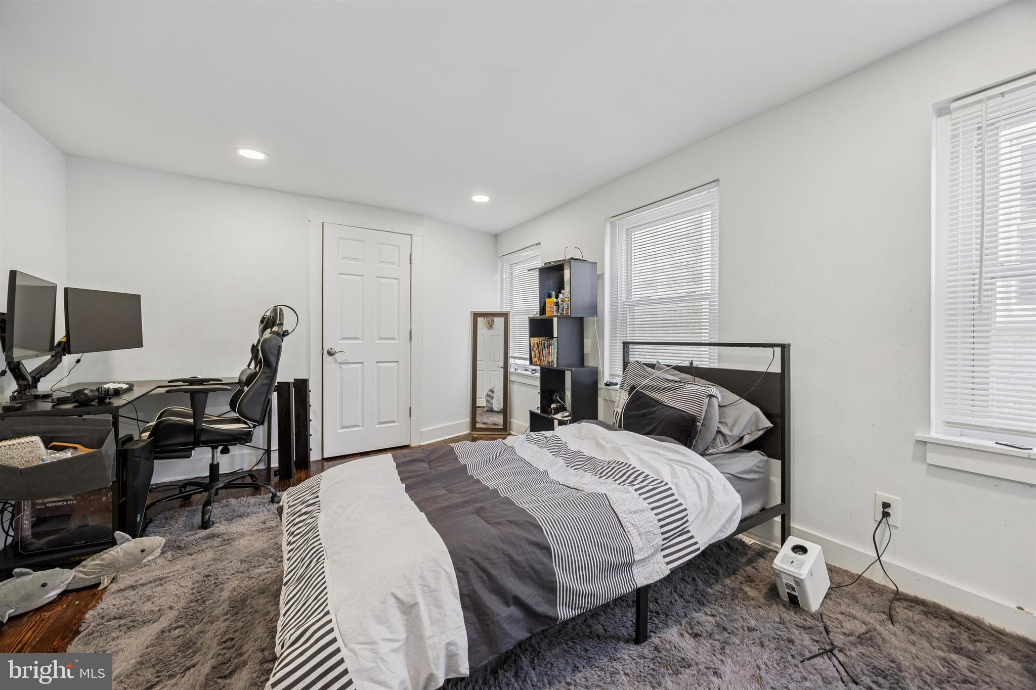 CONSHOHOCKEN - Residential