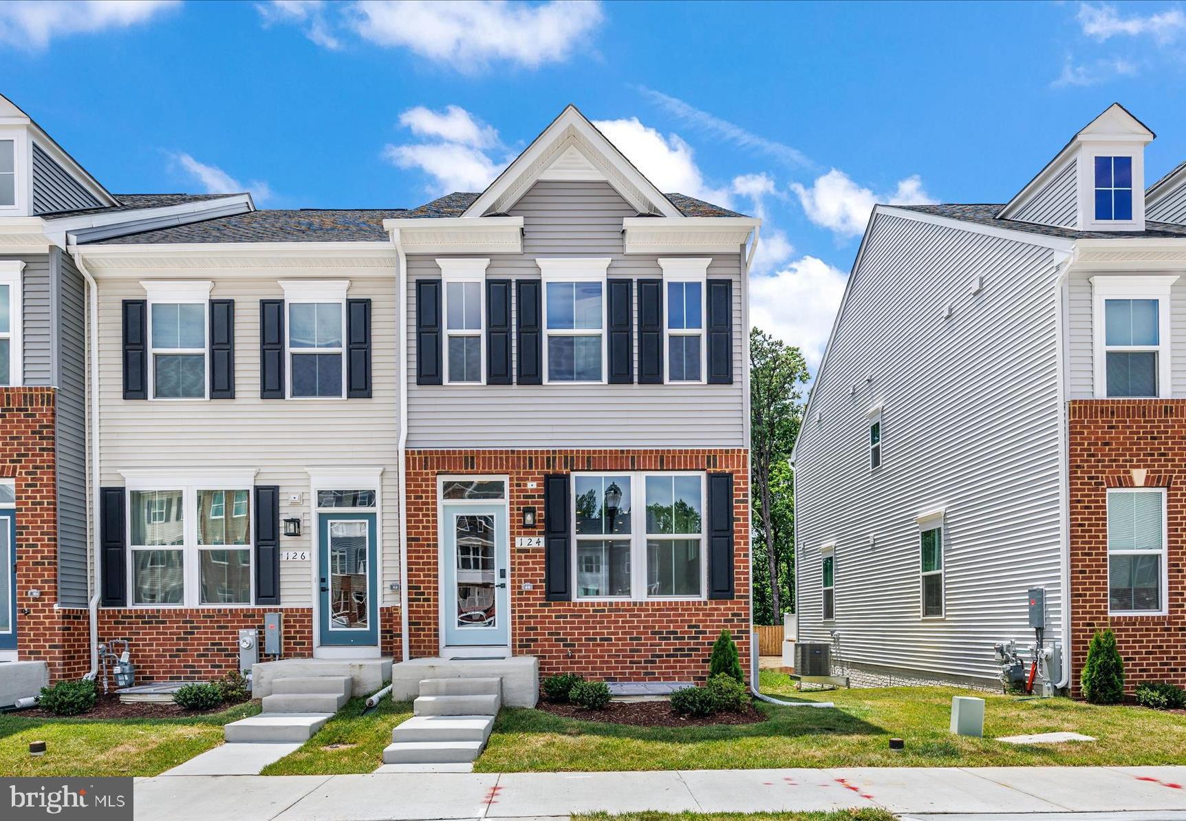 THE HIGHLANDS - Residential