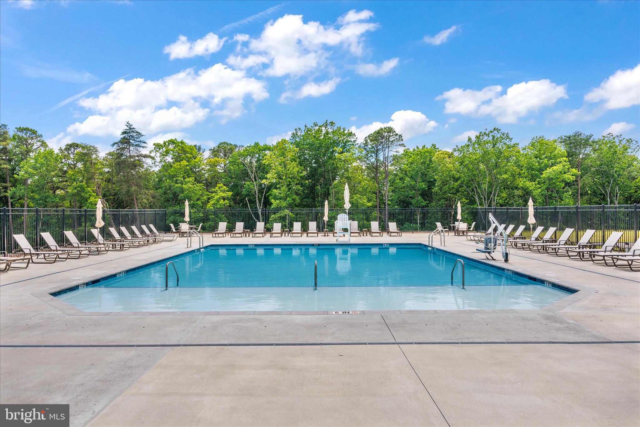 THE HIGHLANDS - Residential