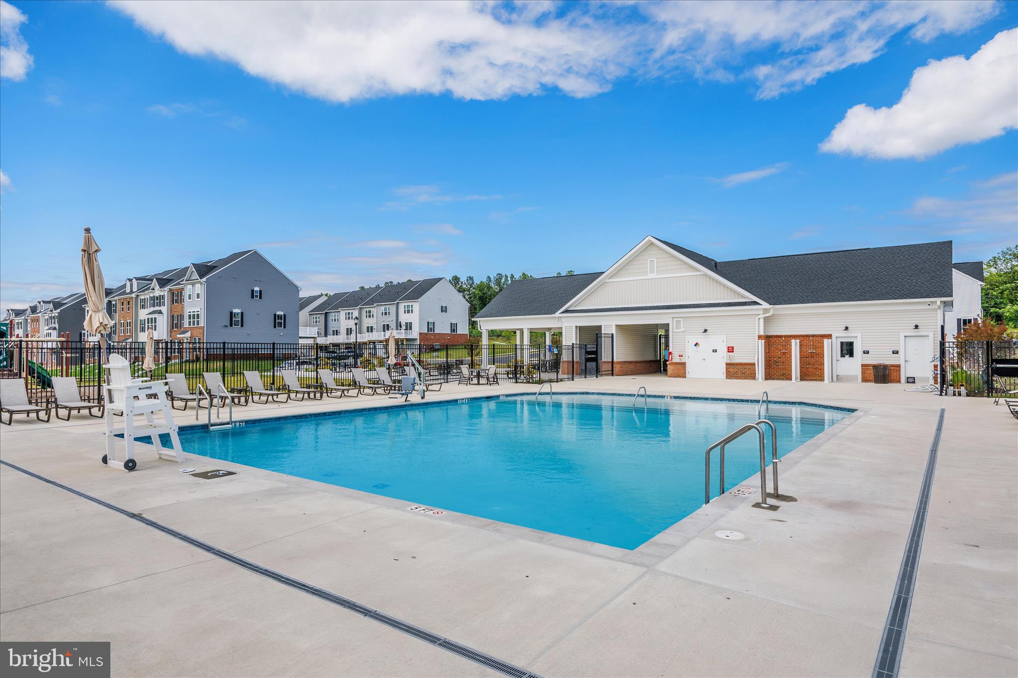 THE HIGHLANDS - Residential