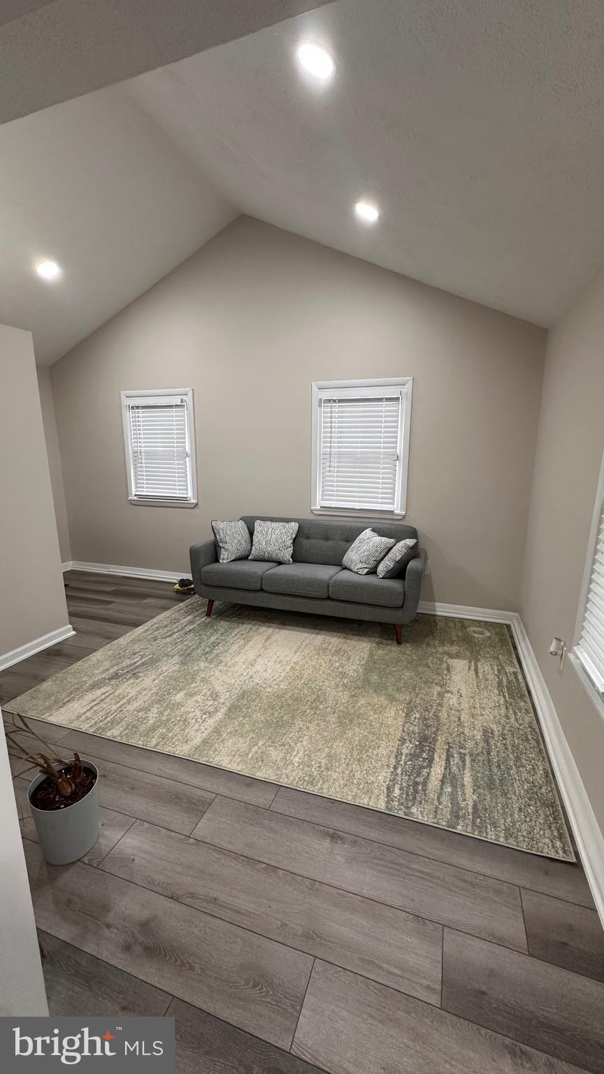DALE CITY - Residential Lease