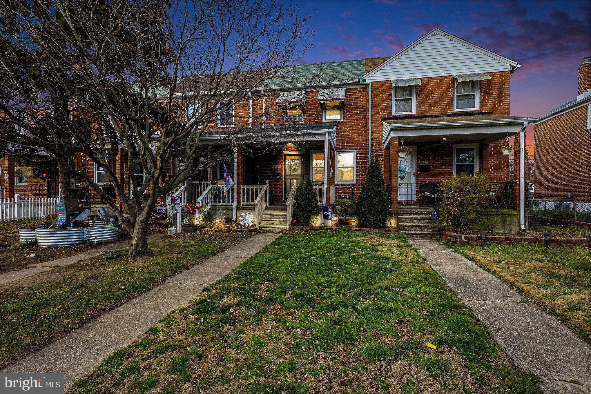 Adorable Two Bedroom Two Bathroom, Large Livingroom Separate Dining Room Updated Kitchen
Hardwood Floors, Great size bedrooms huge family room with Separate Laundry room with walkout. That Could be made into a Third Bedroom, also has Rear Deck with Rear Parking Pad. Covered Front Porch 
This one will not last!!  Wow $200 Gift Card to New Owners for Dinner