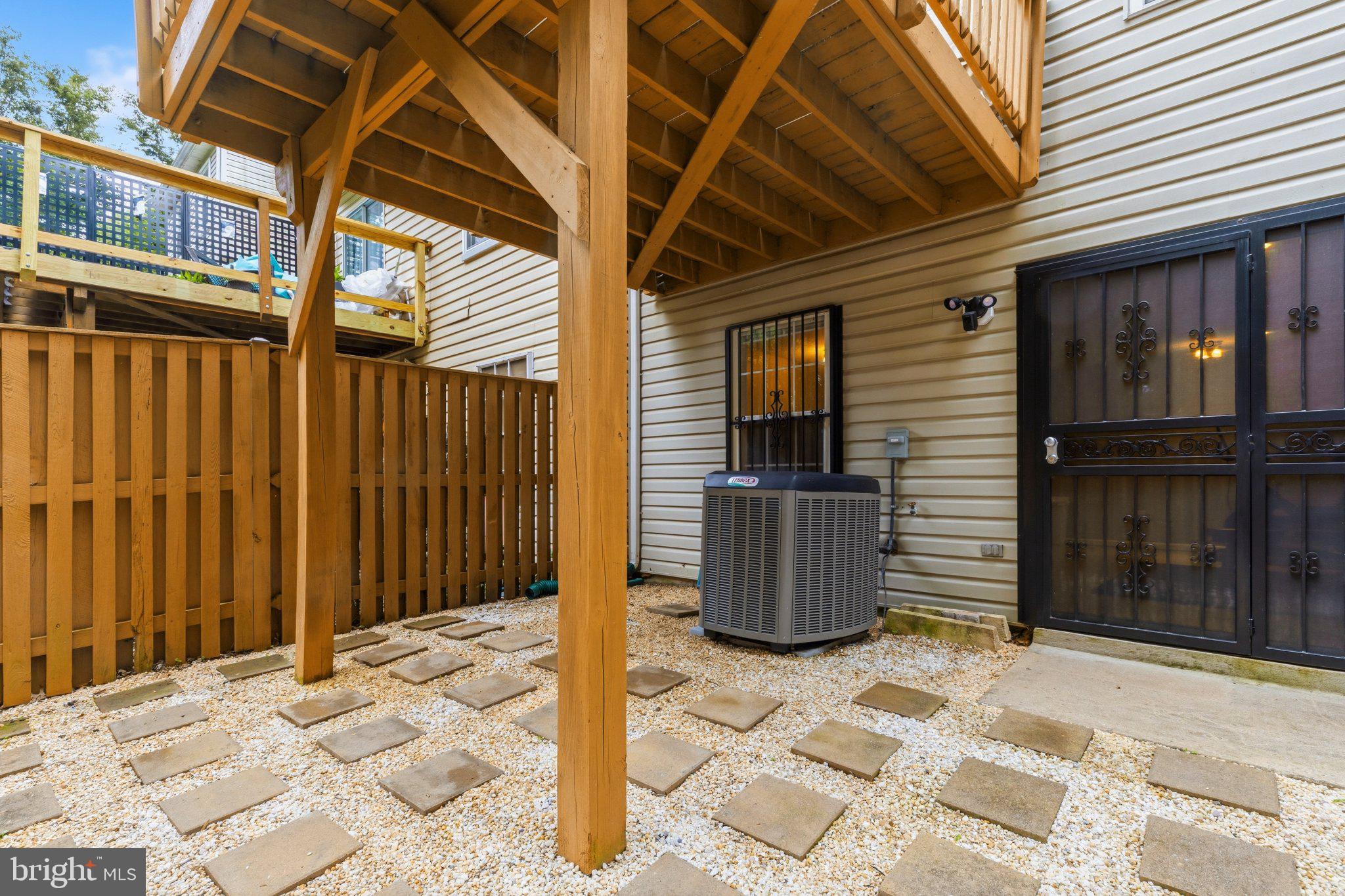 SOUTH HAMPTON SUB - Residential