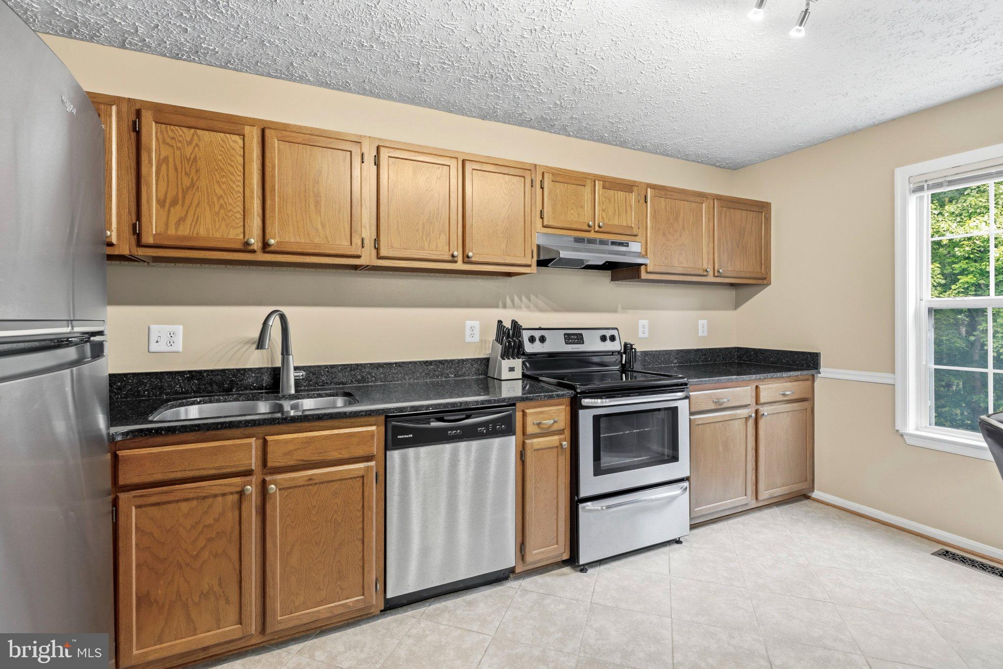 SOUTH HAMPTON SUB - Residential