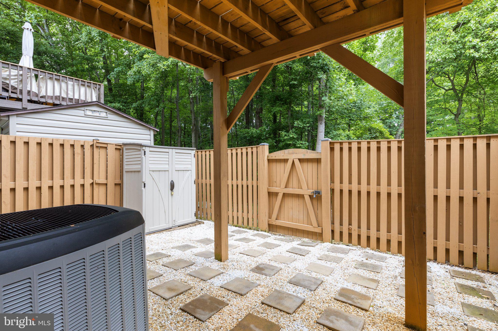 SOUTH HAMPTON SUB - Residential