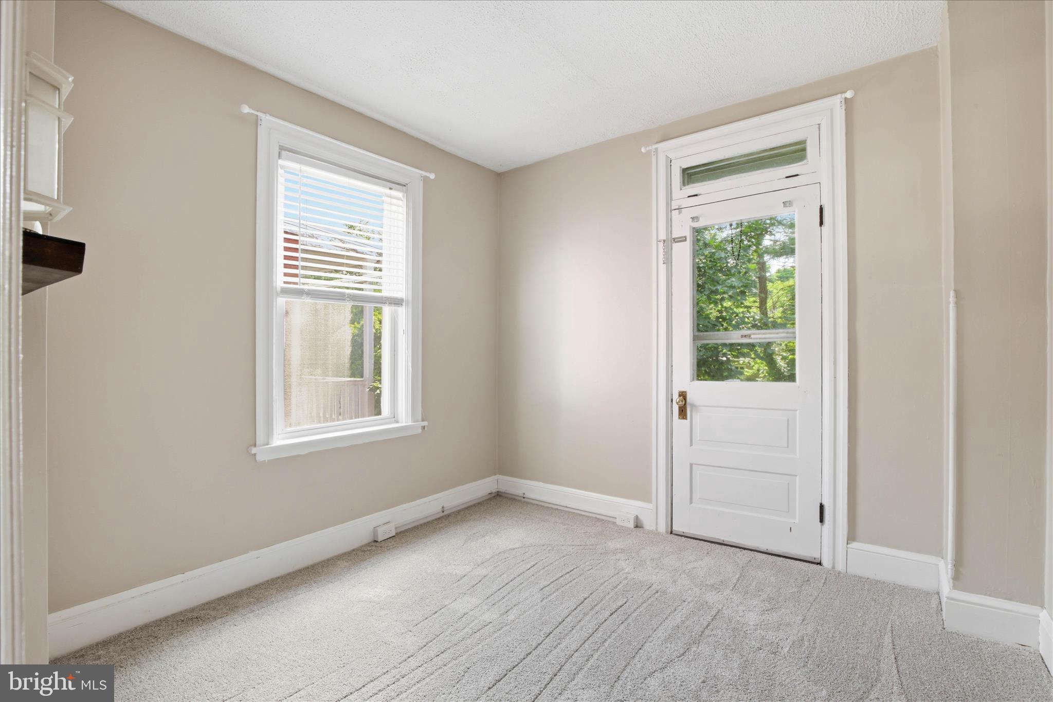 LANCASTER - Residential