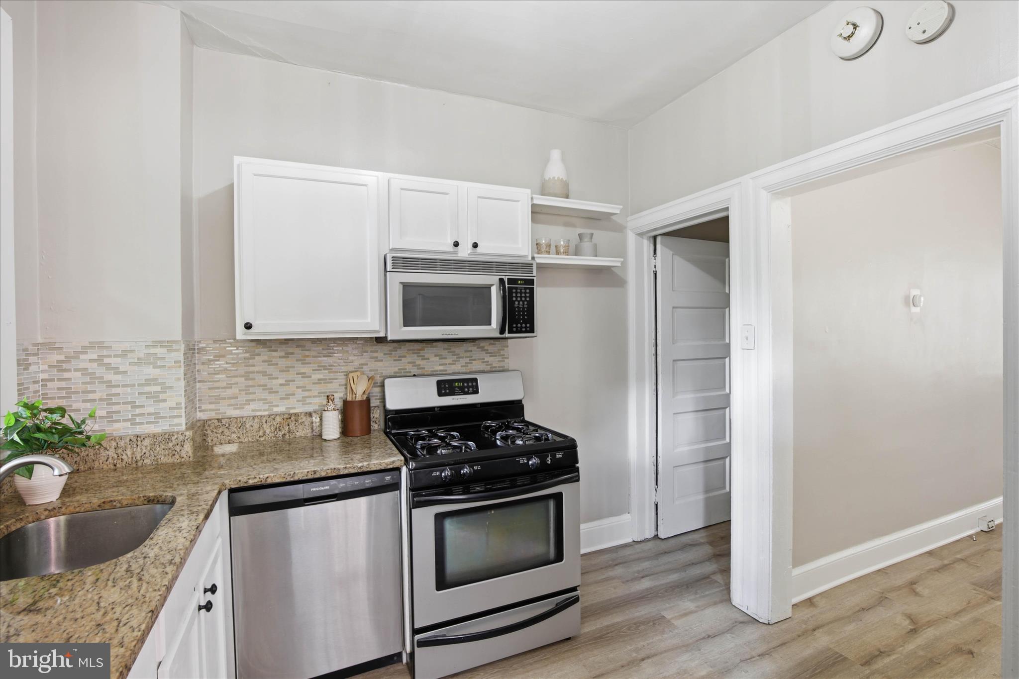 LANCASTER - Residential
