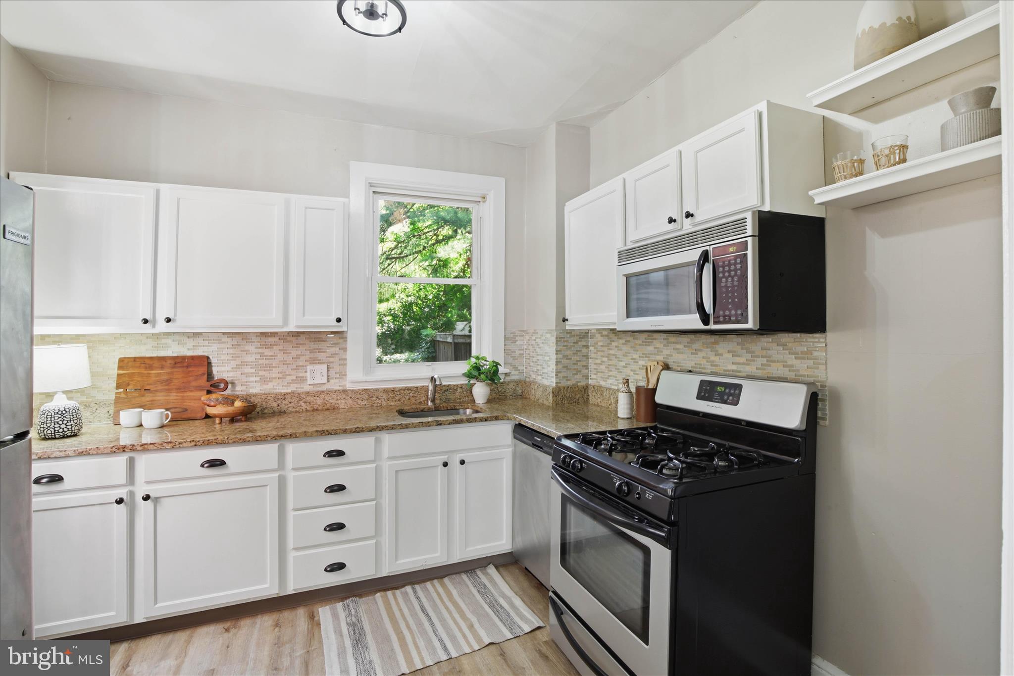 LANCASTER - Residential