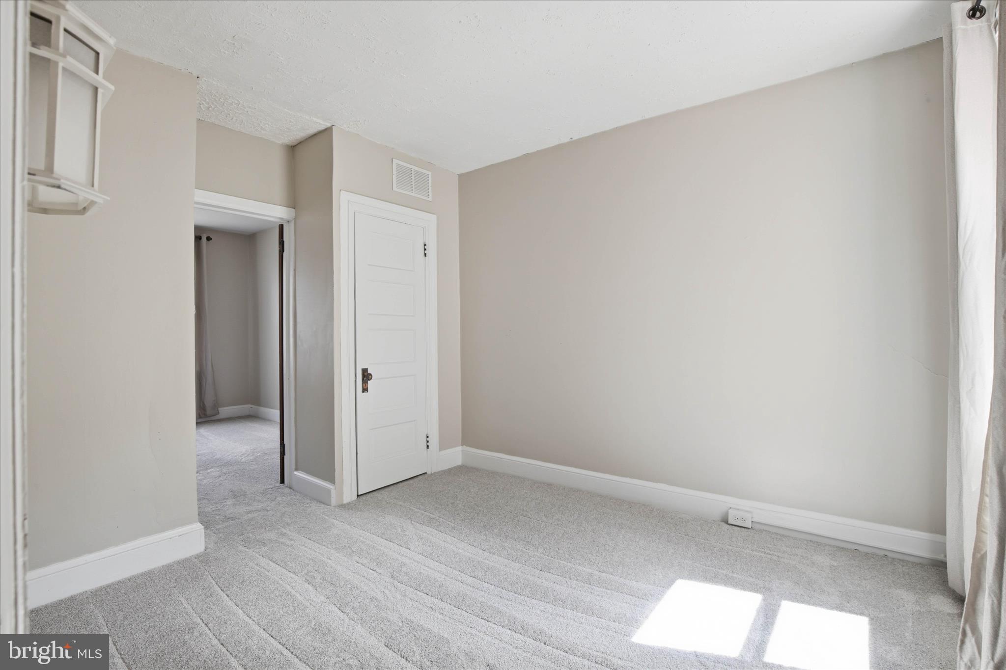 LANCASTER - Residential
