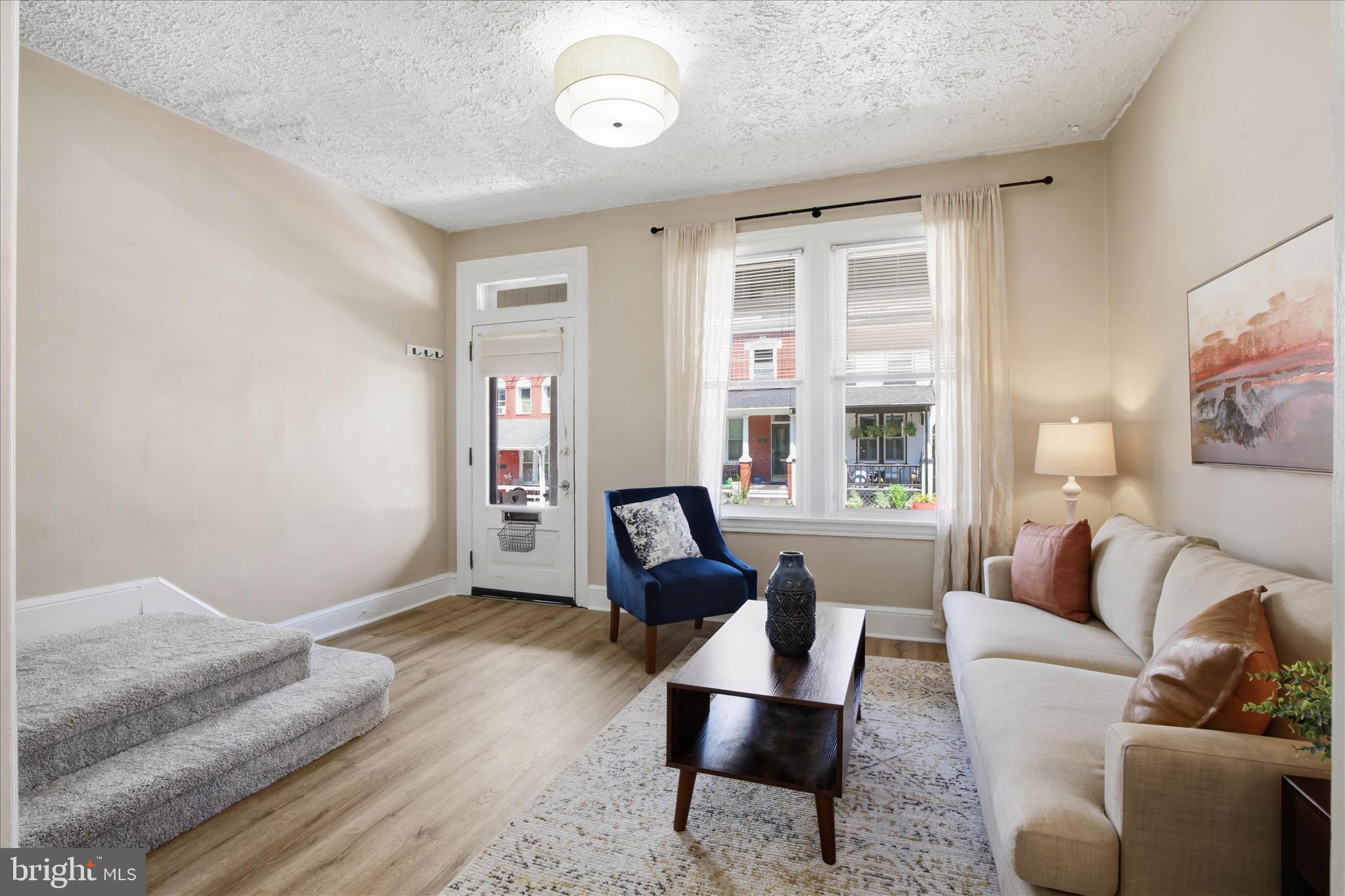 LANCASTER - Residential
