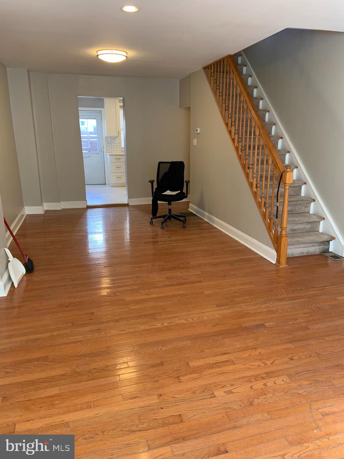 LOWER MOYAMENSING - Residential Lease