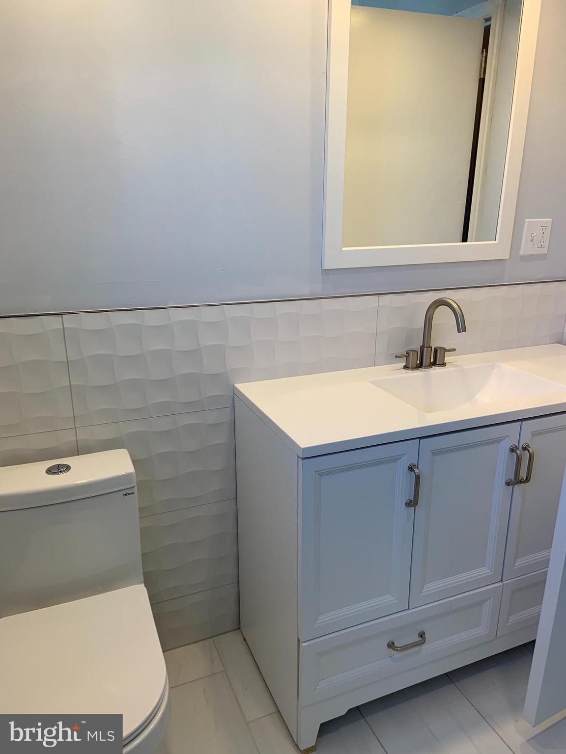 LOWER MOYAMENSING - Residential Lease