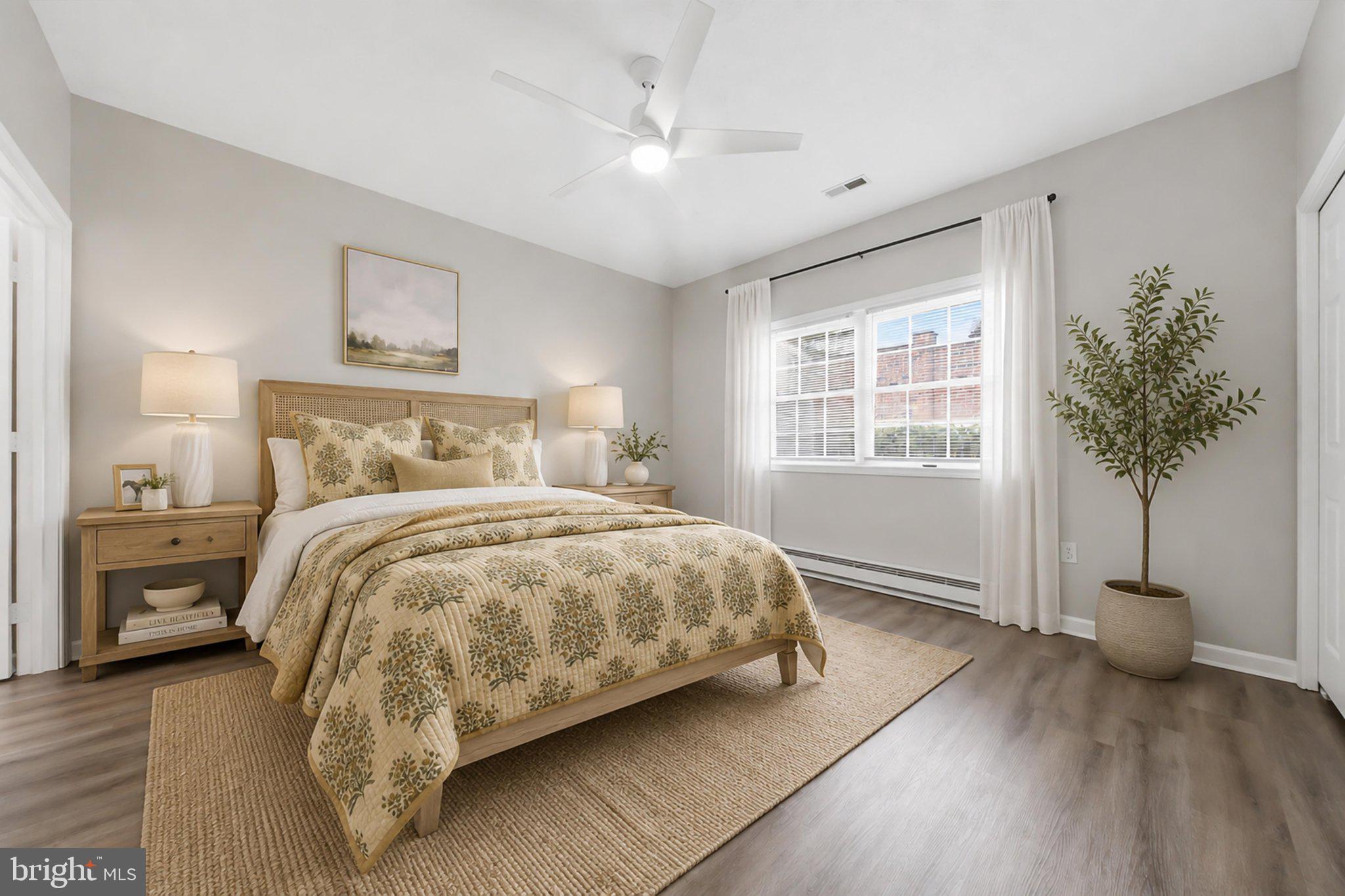 SUMMERLAND MANOR - Residential