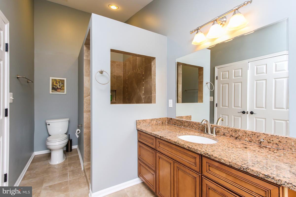 MANOR OAKS - Residential