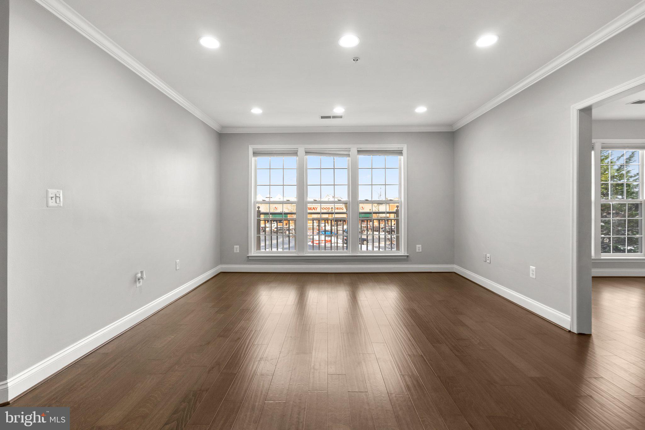 KING FARM - Residential Lease
