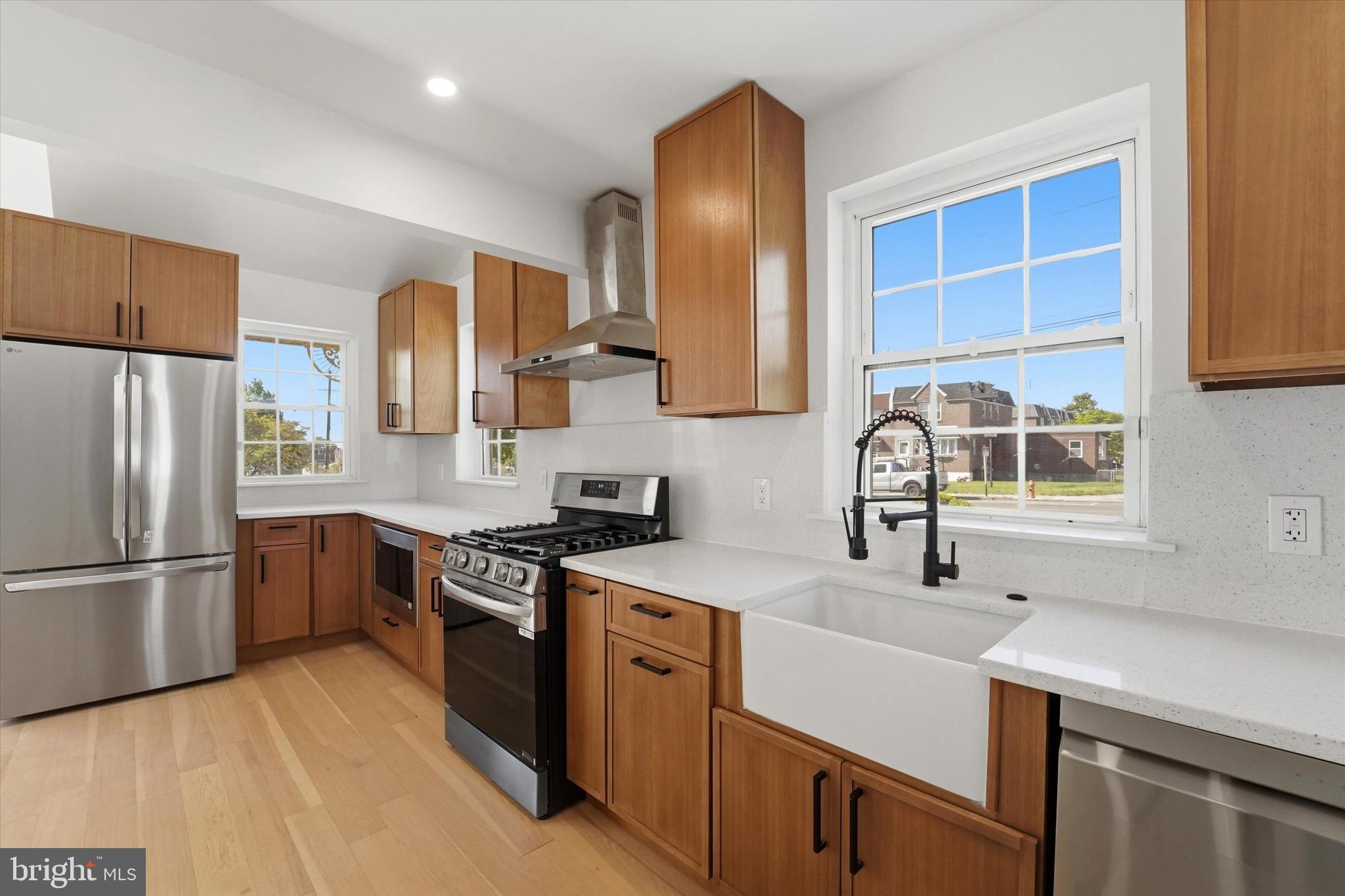 ACADEMY GARDENS - Residential