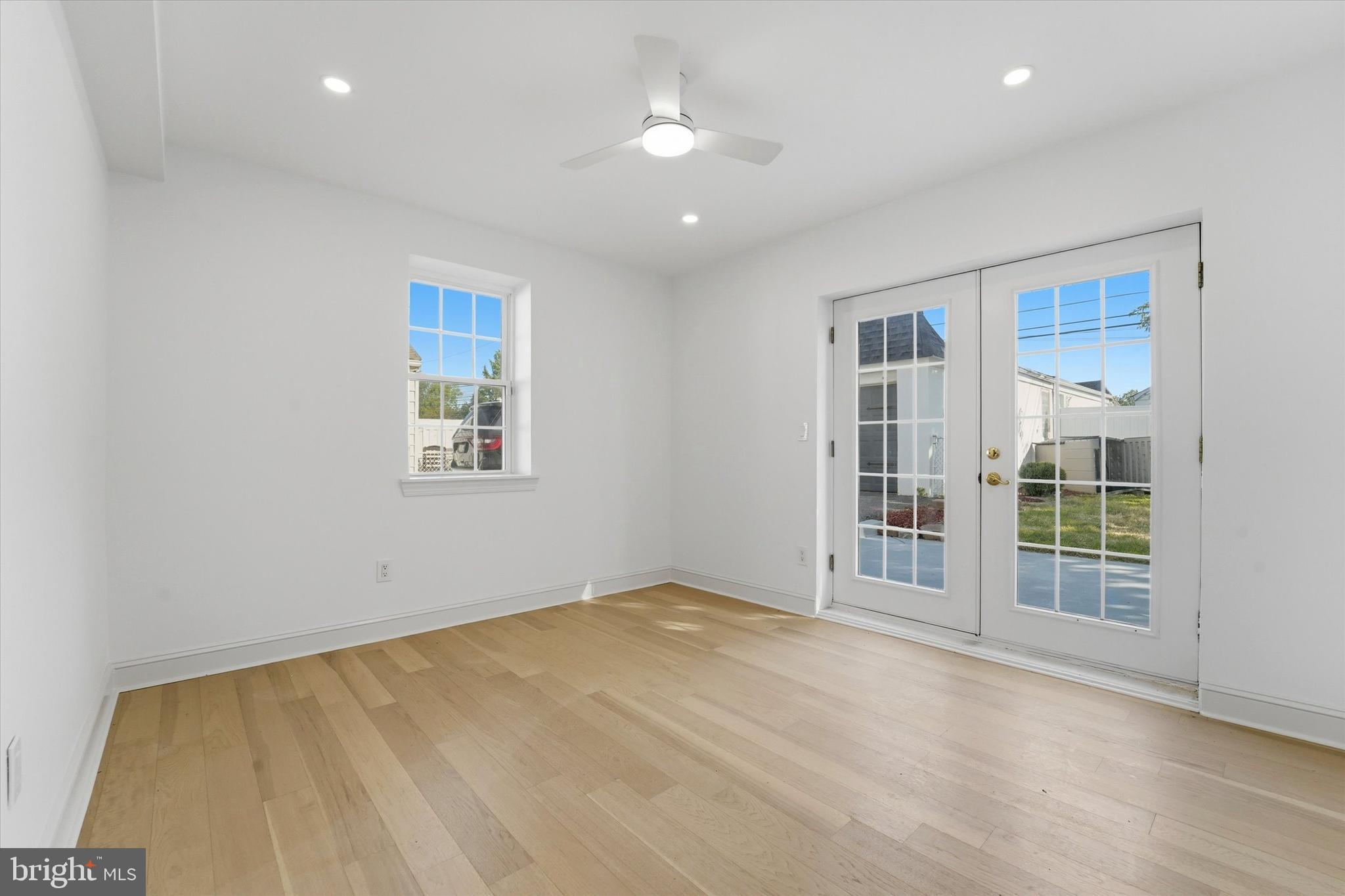ACADEMY GARDENS - Residential