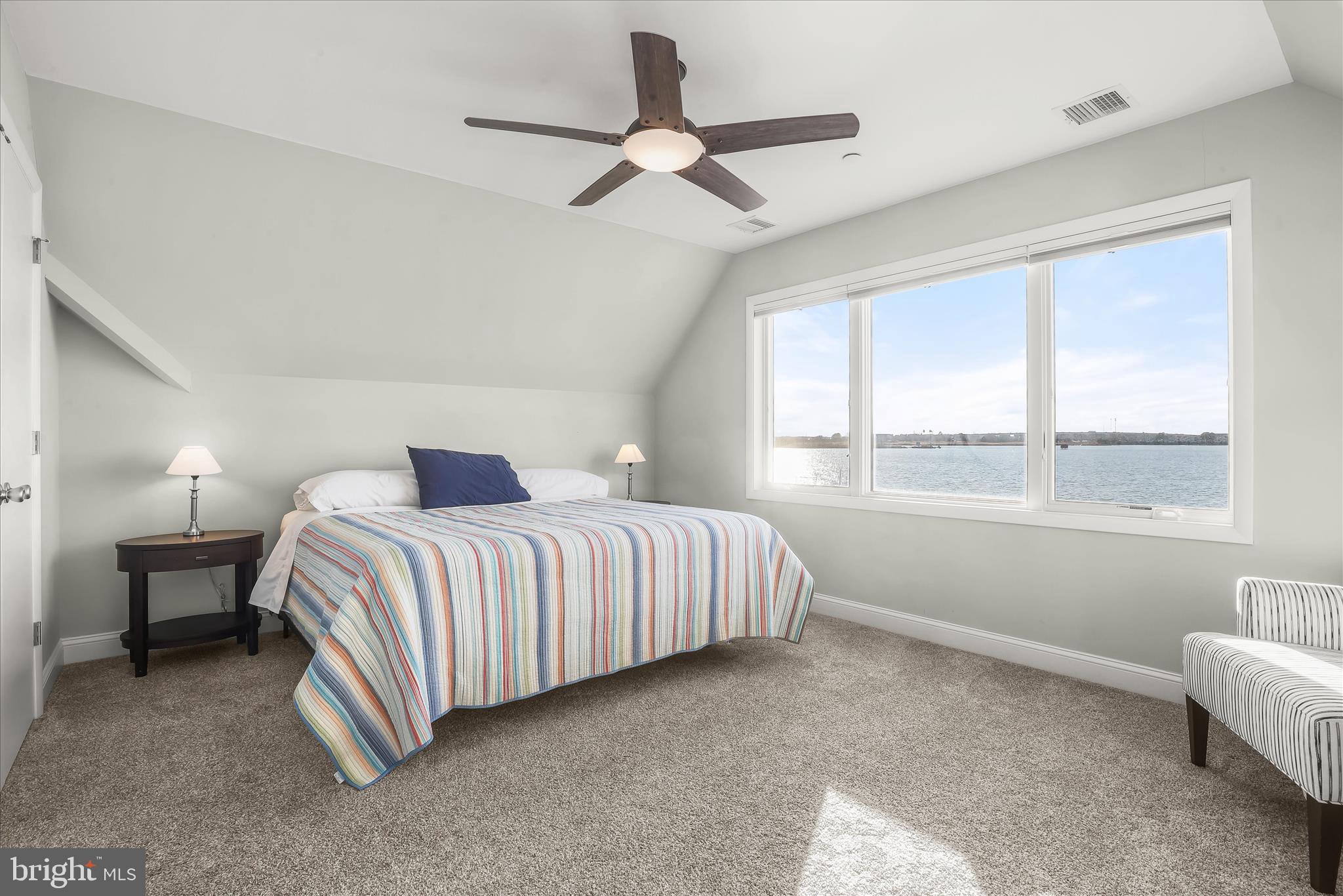 LONG POINT - Residential