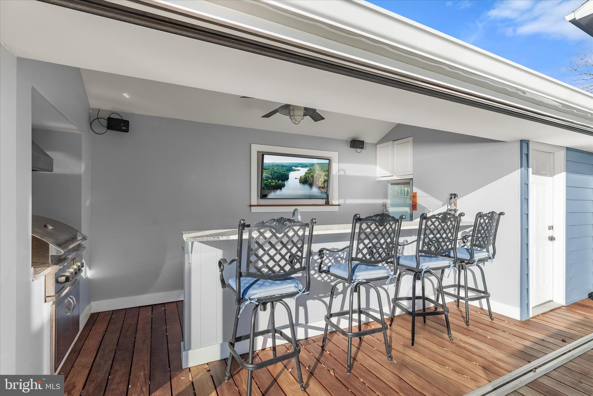 LONG POINT - Residential