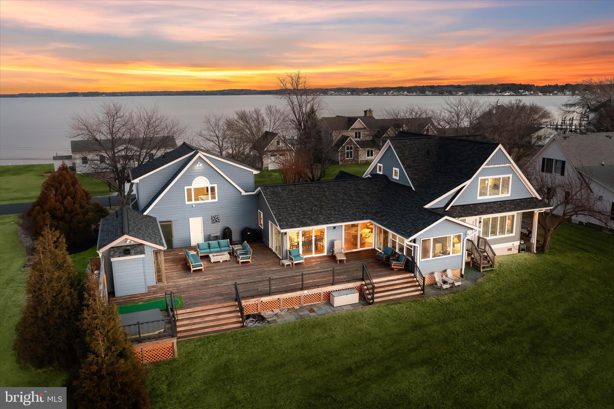 LONG POINT - Residential