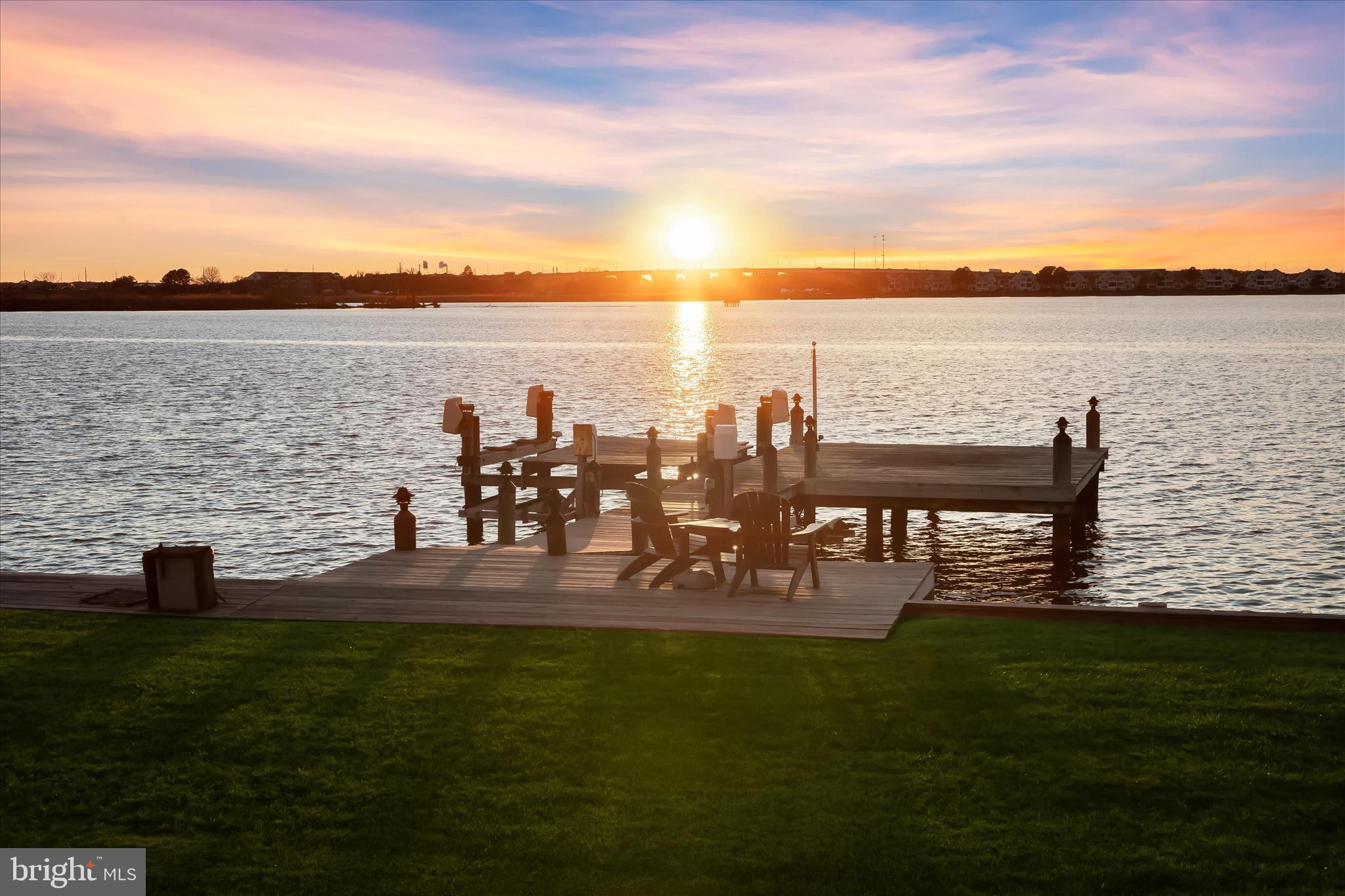LONG POINT - Residential