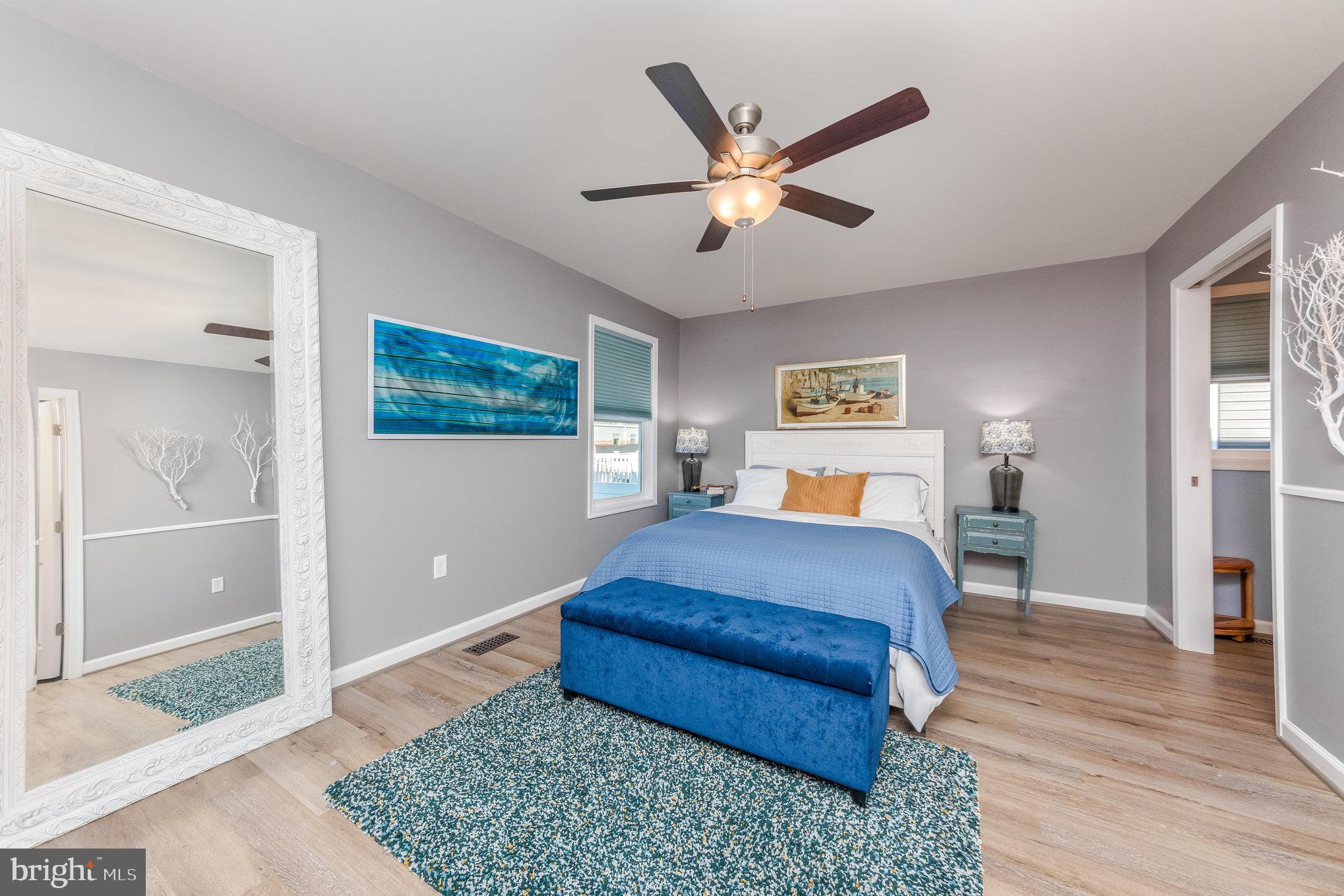 COLONIAL BEACH - Residential