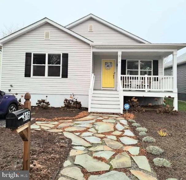 COLONIAL BEACH - Residential