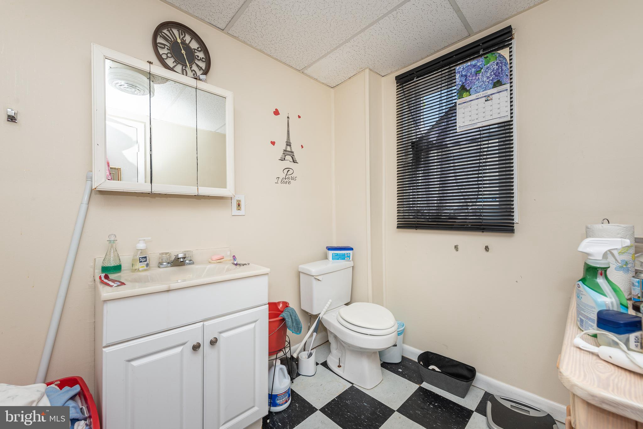 HIGHLANDTOWN - Residential Income