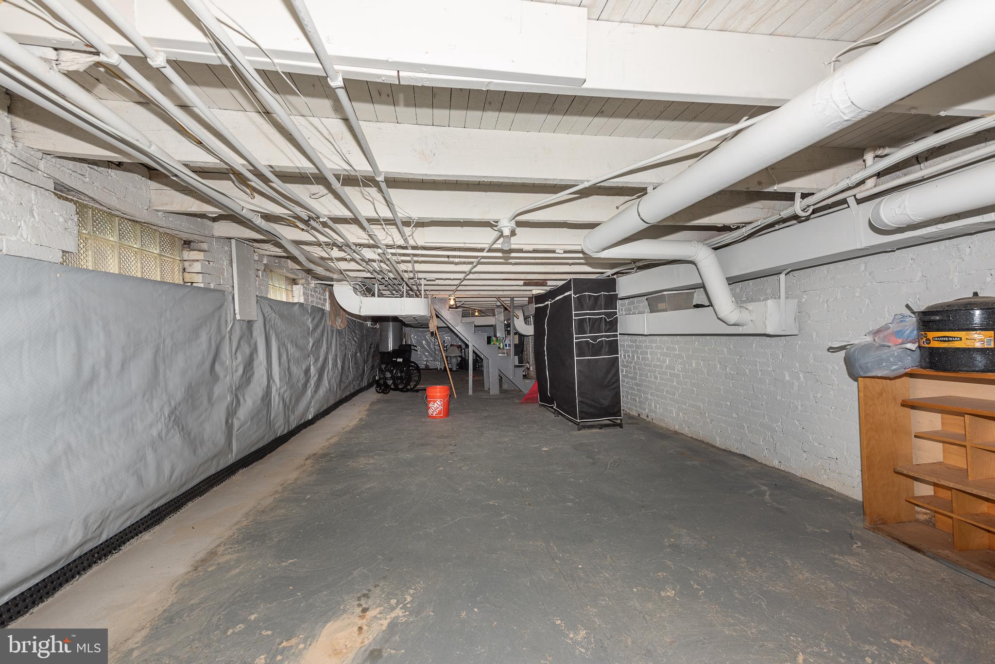 HIGHLANDTOWN - Residential Income