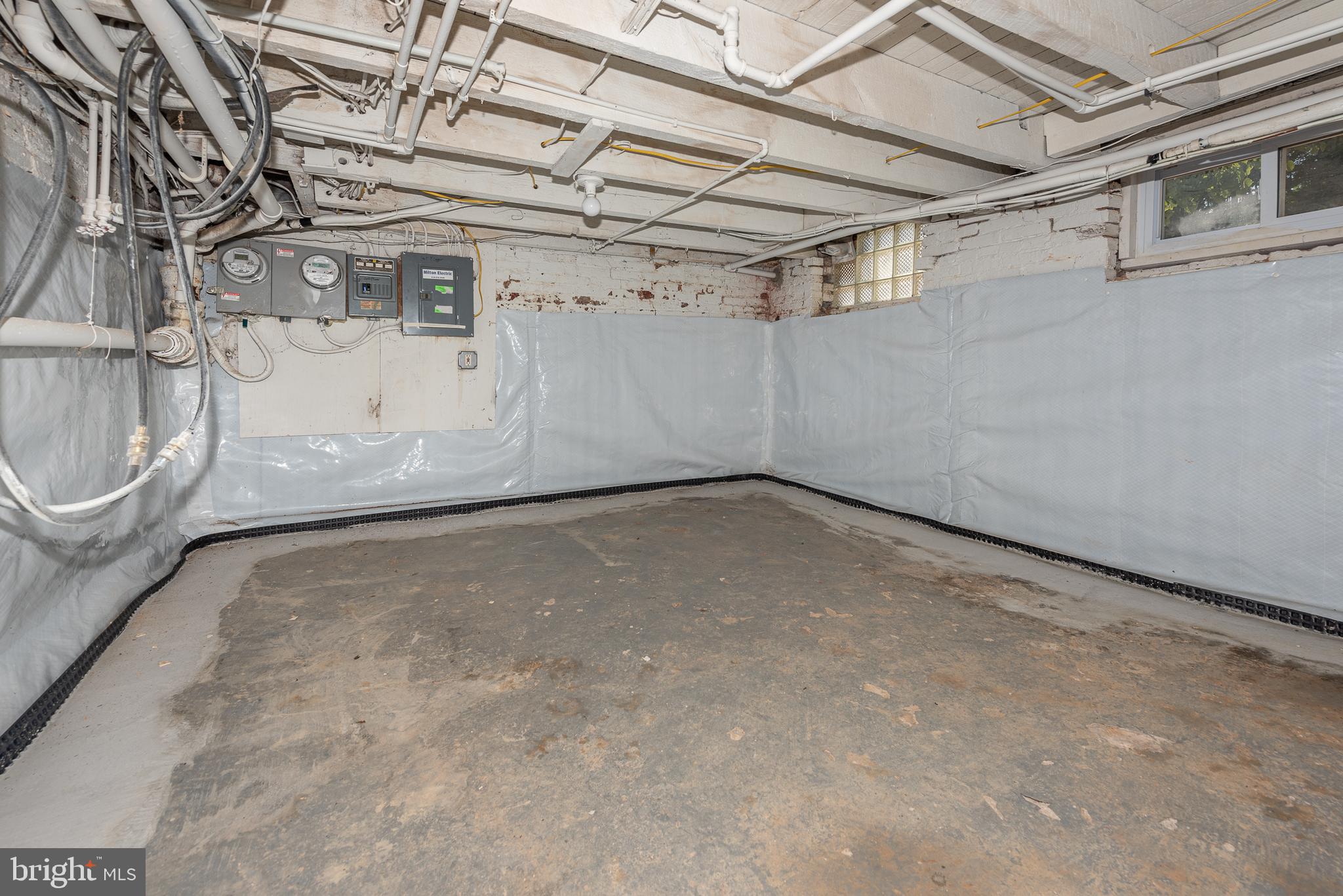 HIGHLANDTOWN - Residential Income