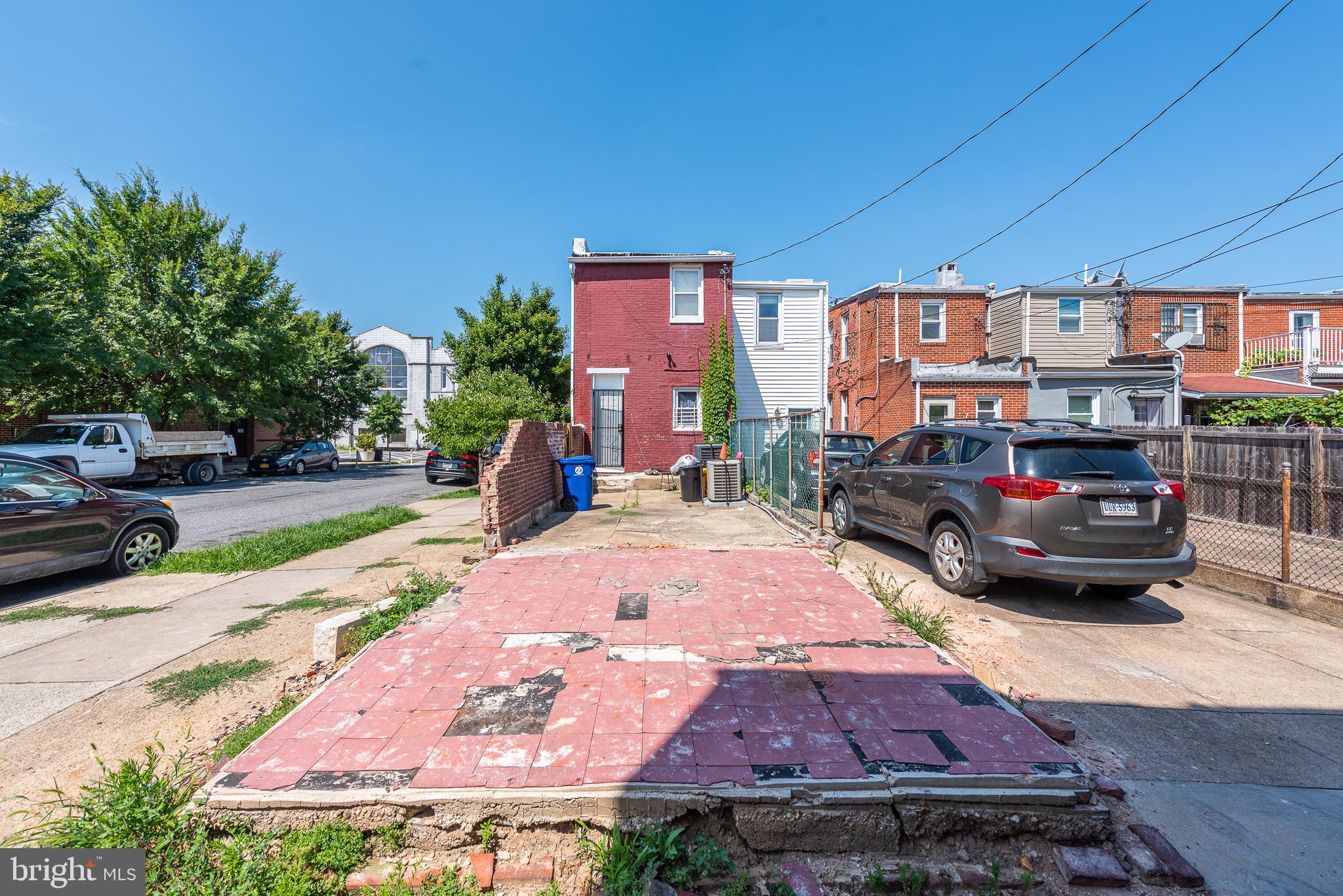 HIGHLANDTOWN - Residential Income