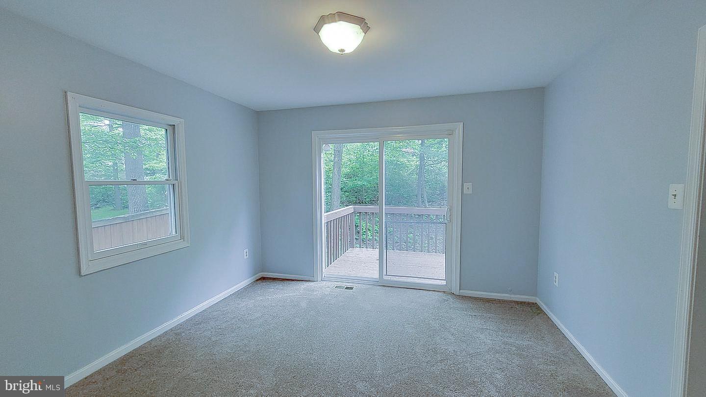 HOME ACRES - Residential Lease