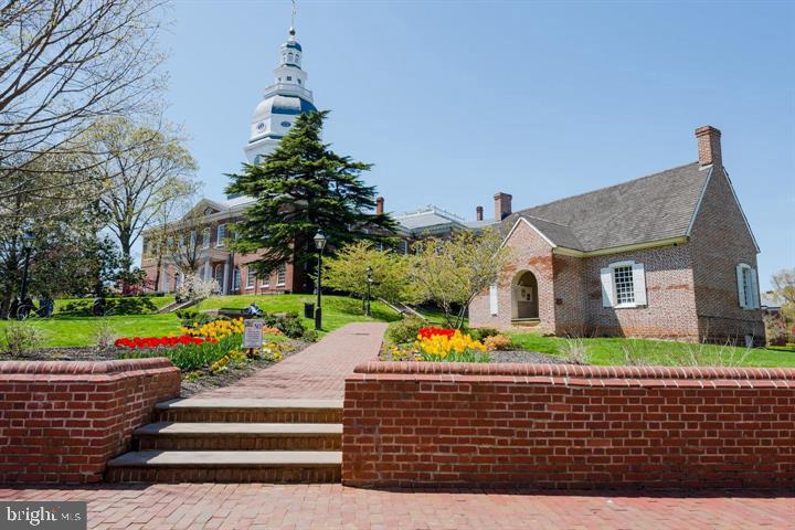 HILLSMERE ESTATES - Residential