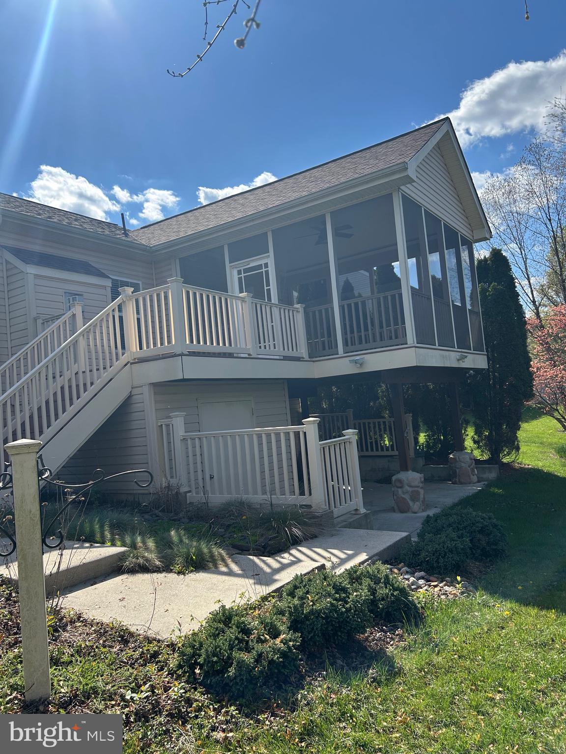 STONEBRIDGE - Residential