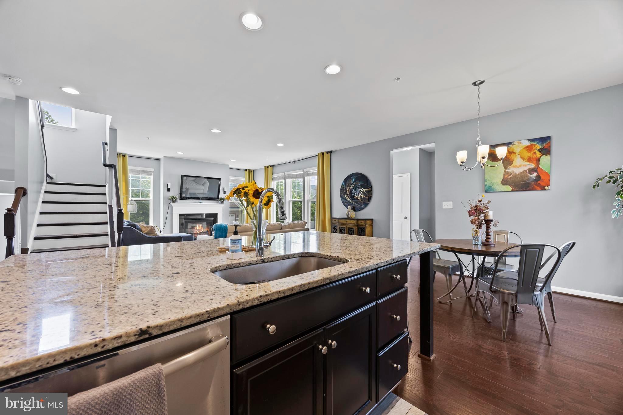 TALLYN RIDGE AT PINECLIFF PARK - Residential