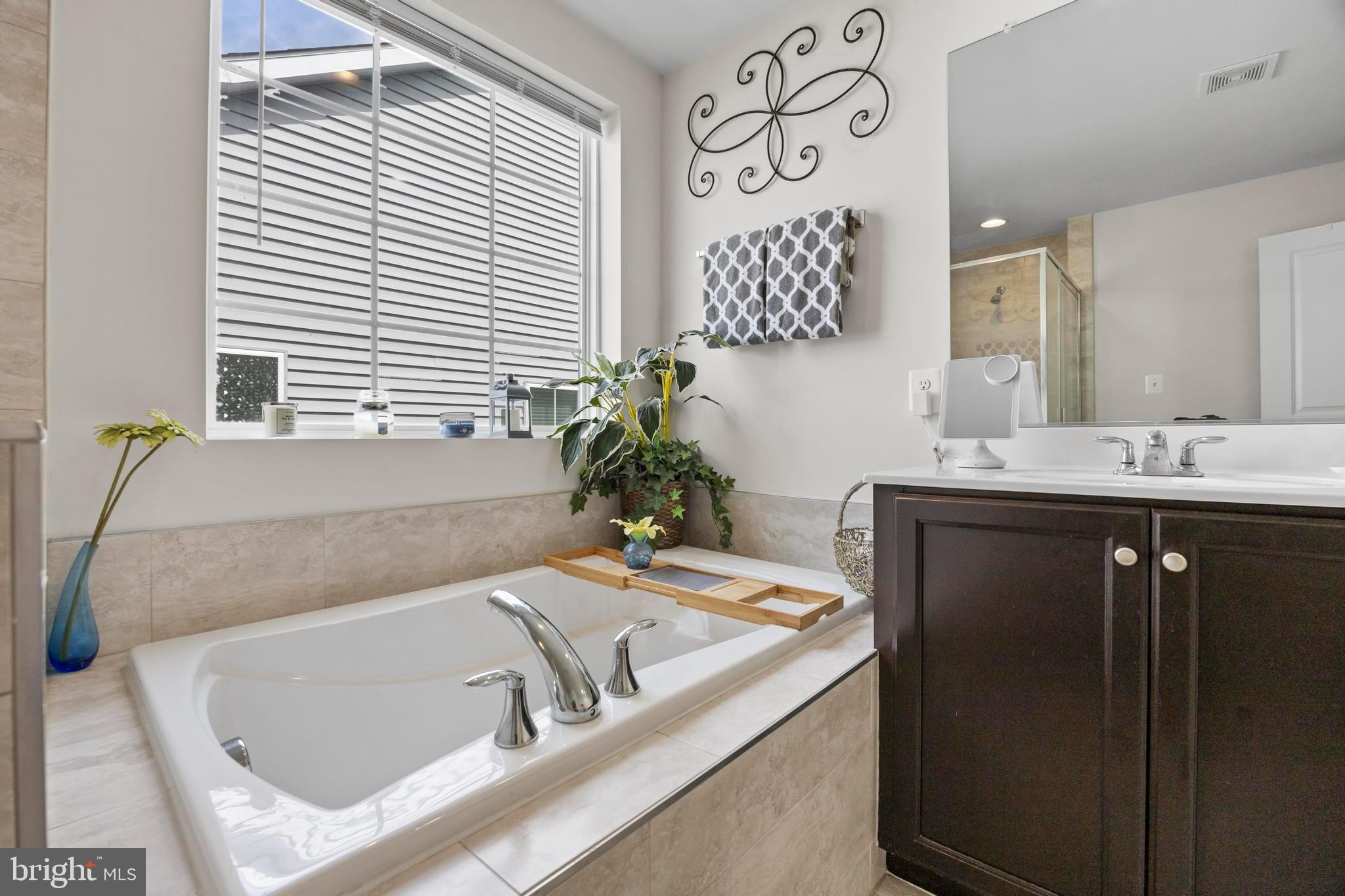 TALLYN RIDGE AT PINECLIFF PARK - Residential