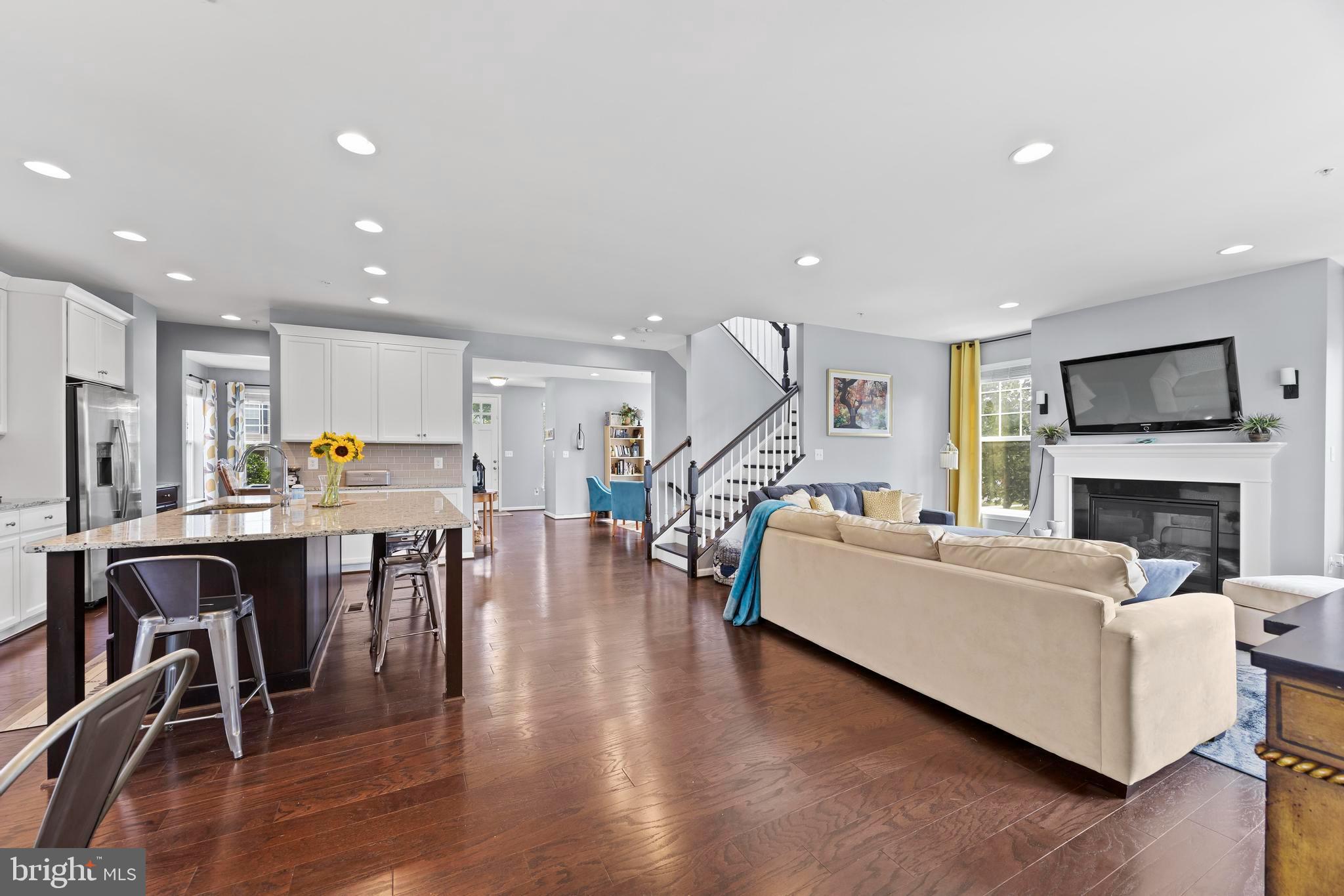 TALLYN RIDGE AT PINECLIFF PARK - Residential