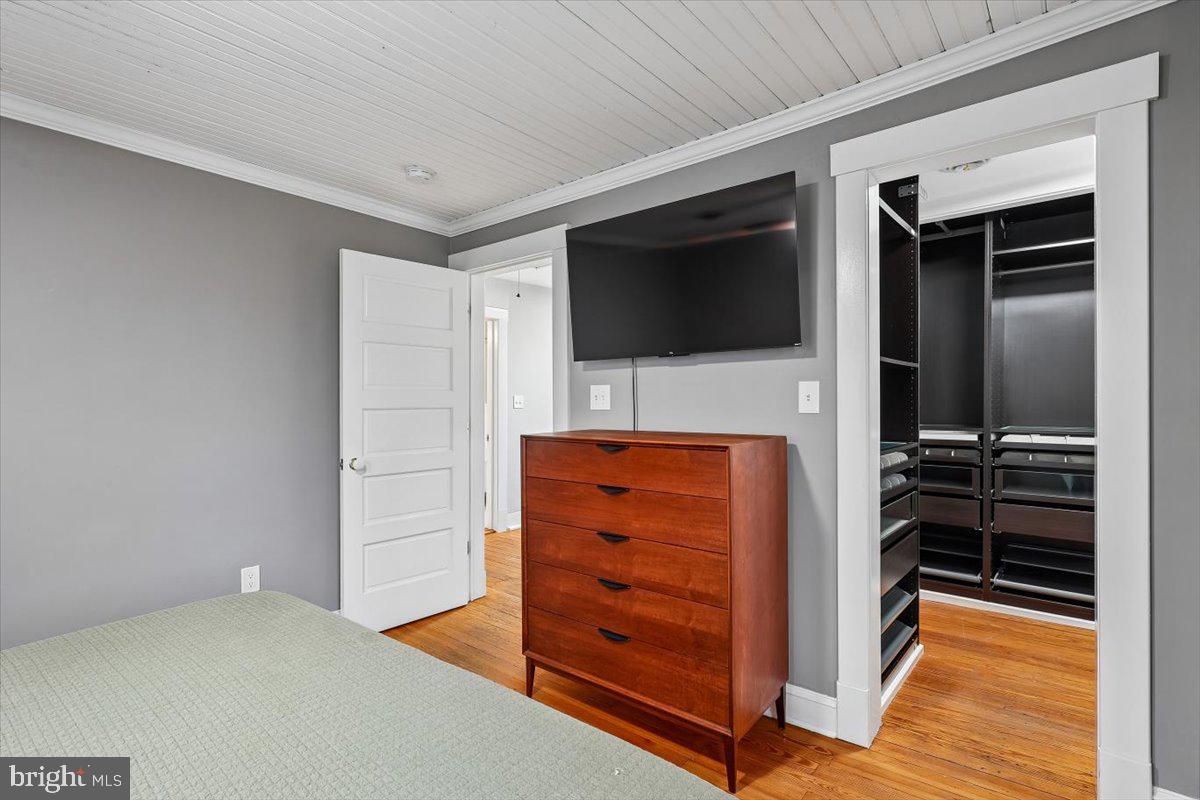 HOMEWOOD - Residential