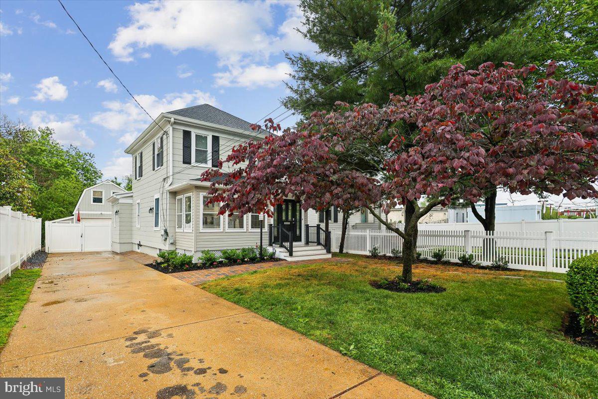 HOMEWOOD - Residential