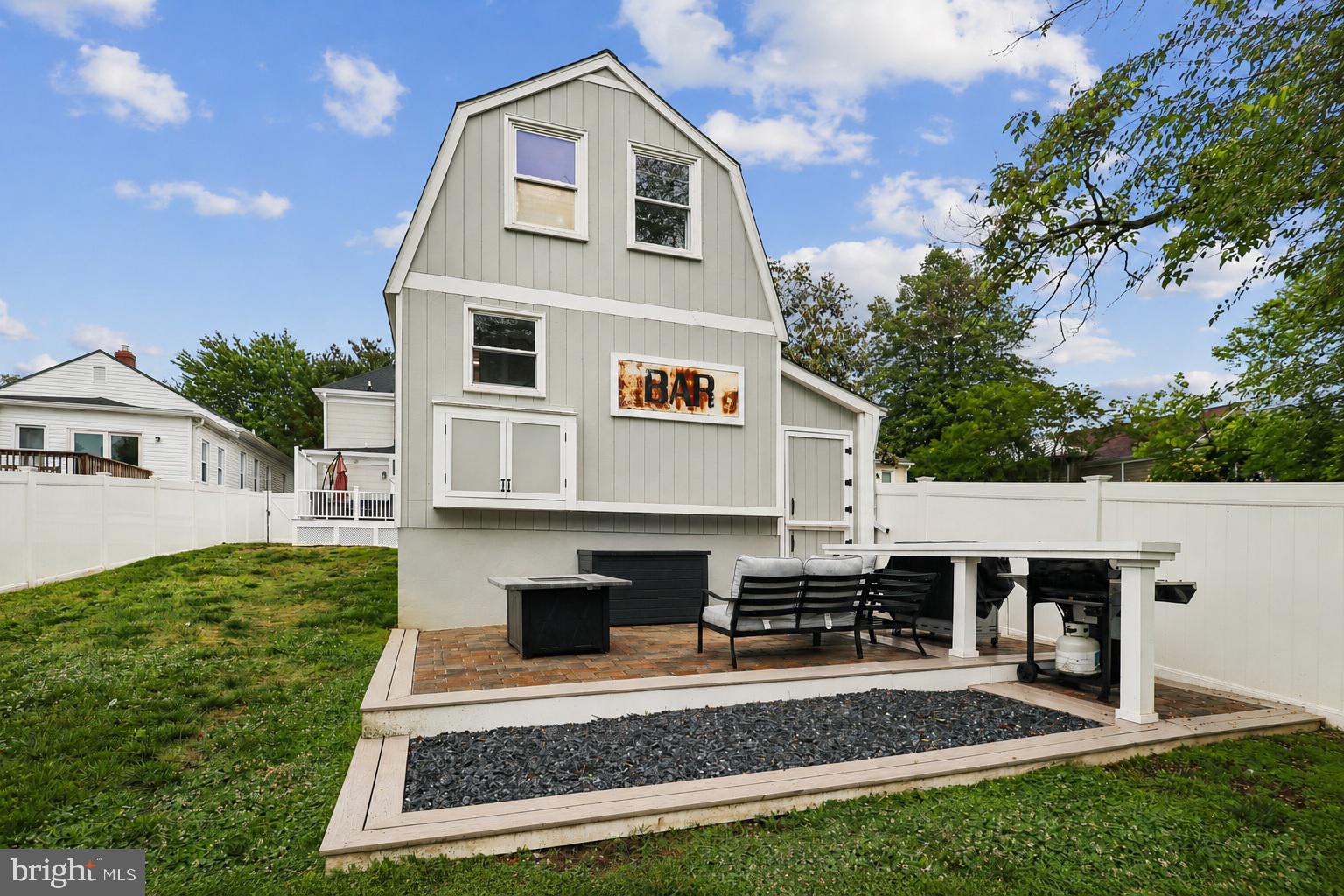 HOMEWOOD - Residential